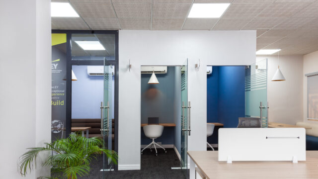 EY-Office-Interiors-4156-Edit-scaled