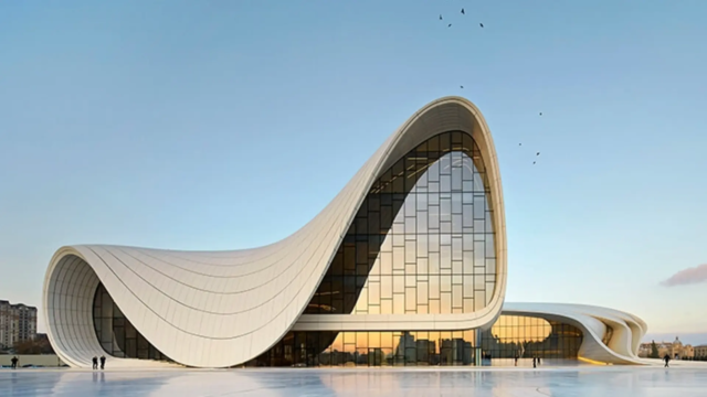 architect-zaha-hadid-image0